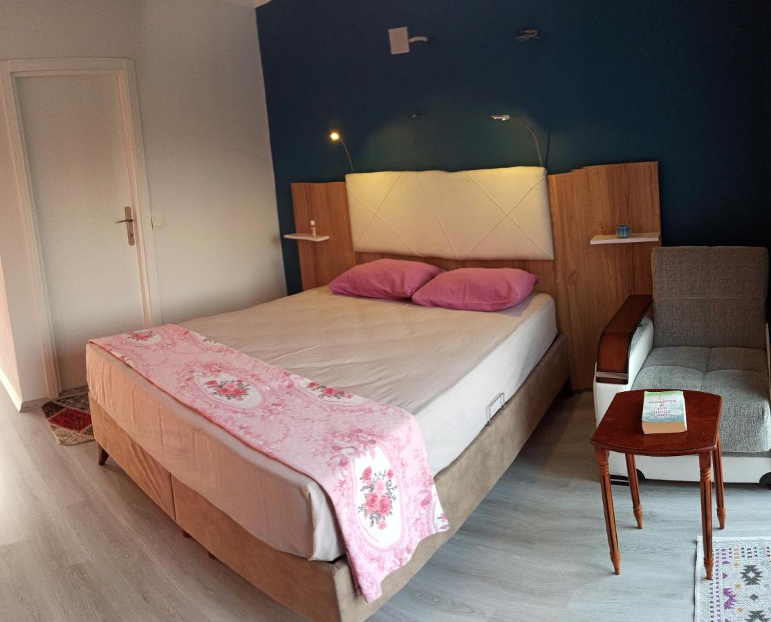 דלמן Airport Guest House מראה חיצוני תמונה